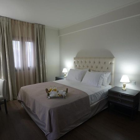Theasis Hotel Paramythia Ngoại thất bức ảnh